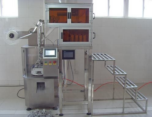 나일론 삼각형 티백 충전물 기계 2.2KW 간격 0.04-0.06 Mm 영화